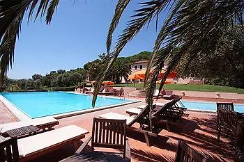 Della Luna Aparthotel 3*