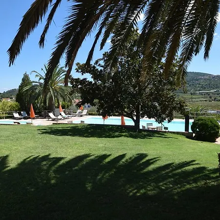 Della Luna Aparthotel